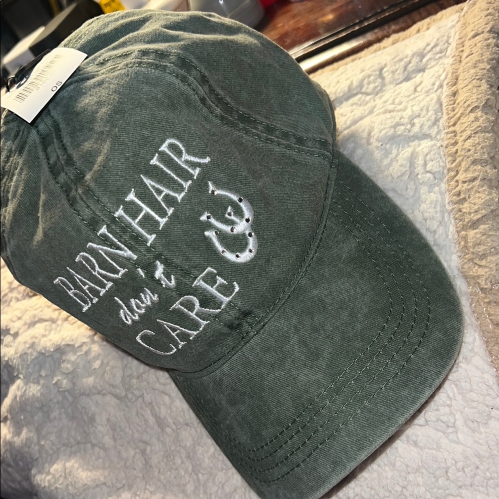 Horse 🐎 Enthusiasts Hat w/White Embroidery & Rhinestones✨on horseshoes🤩 {NWT} - Picture 13 of 14